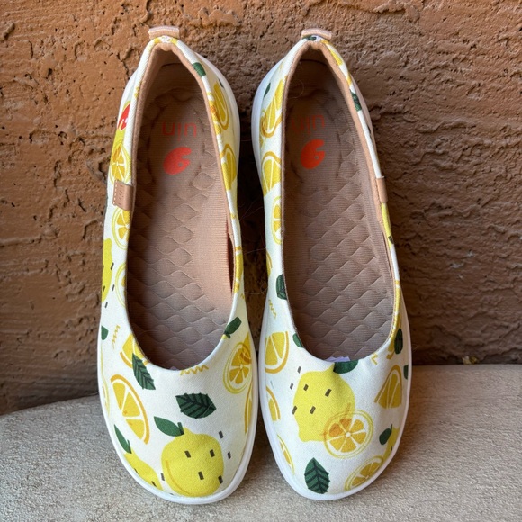 Uin Lemon Print Slip On Canvas Shoes - Picture 3 of 7